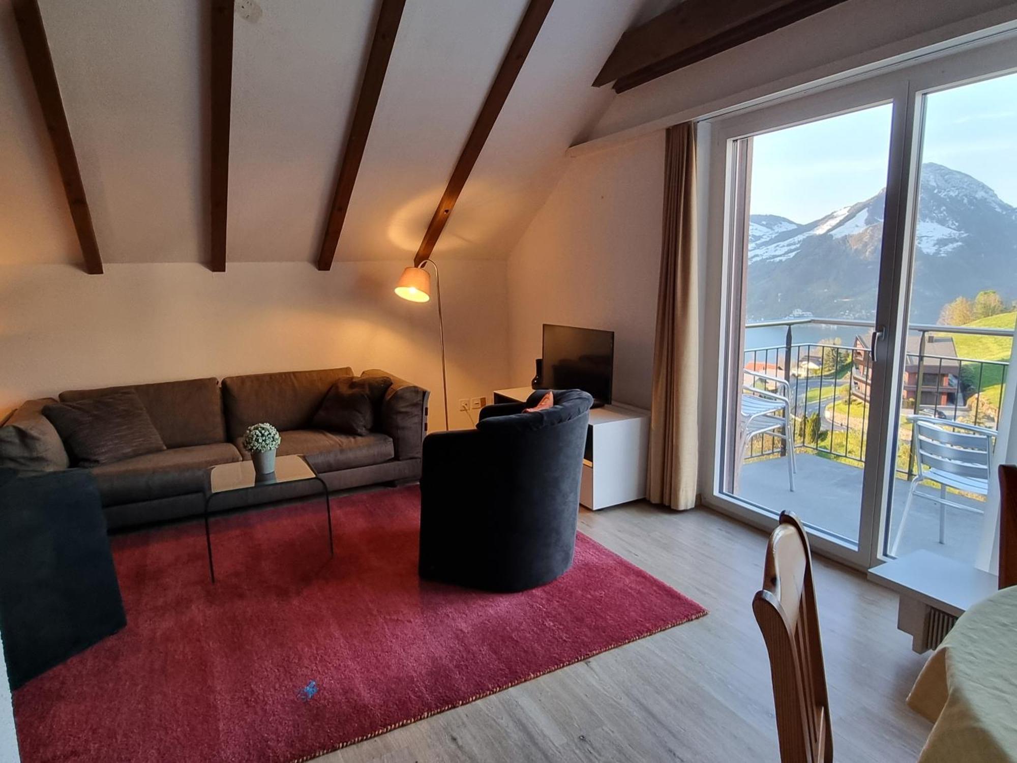 Bellarosa Apartment Еметен Стая снимка